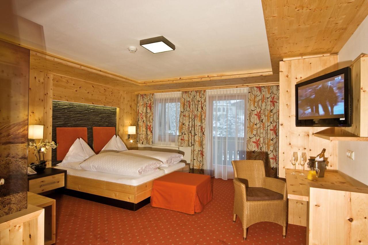Landhotel Alpenhof Filzmoos Exterior photo