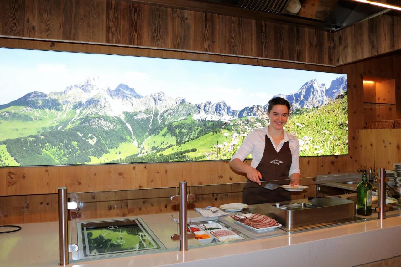 Landhotel Alpenhof Filzmoos Exterior photo